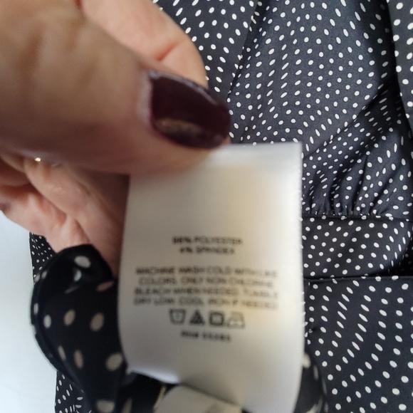 EXPRESS WOMENS BACKLESS Polka-dot TOP Size Small - Picture 8 of 8